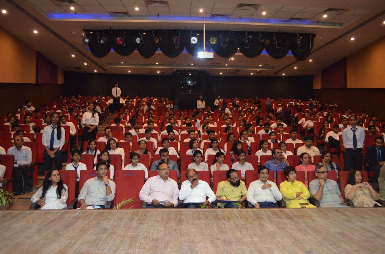 ISL-Inmantec organised Inter Departmental Debate